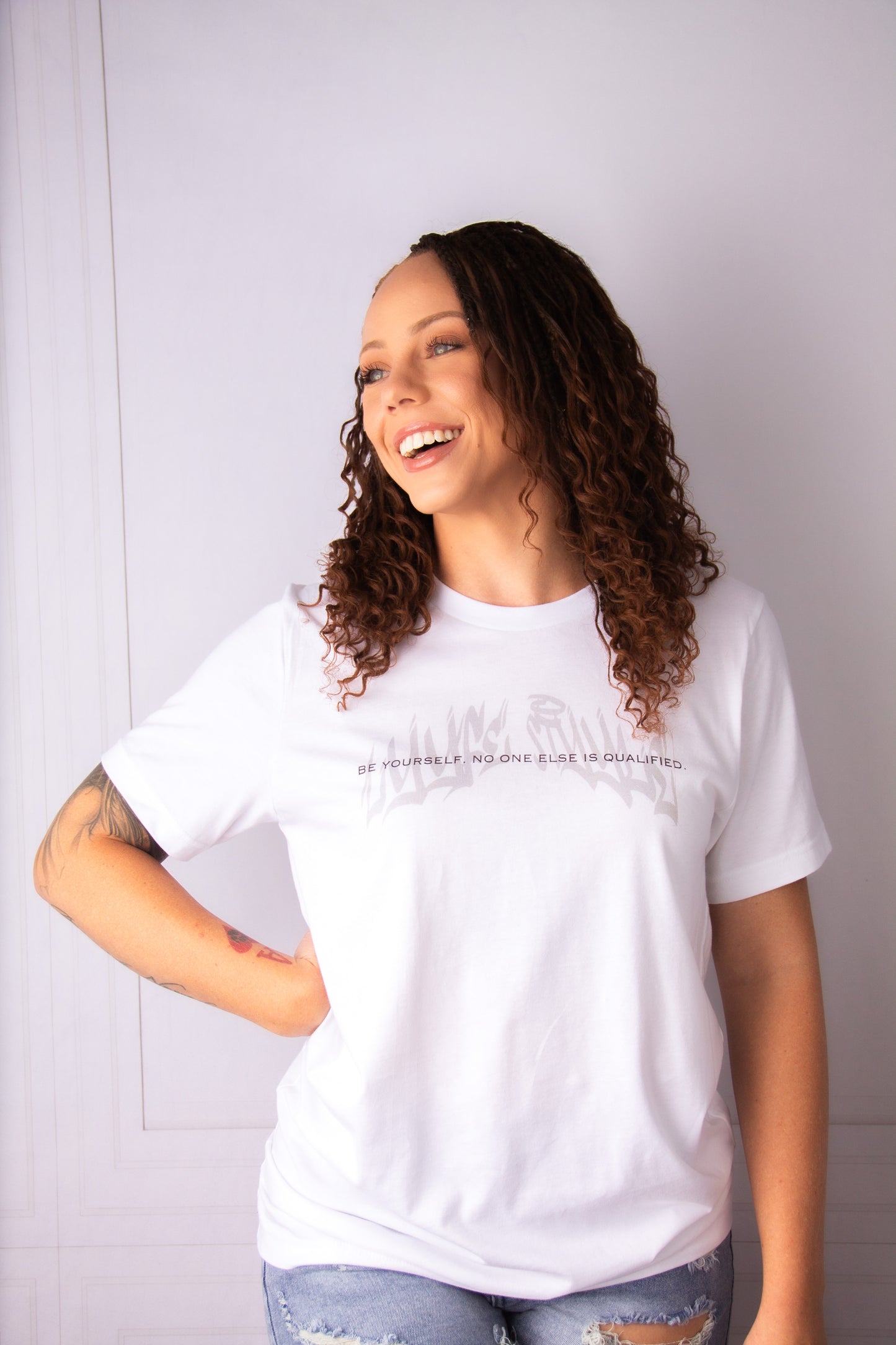 Unisex Classic Qualified Tee
